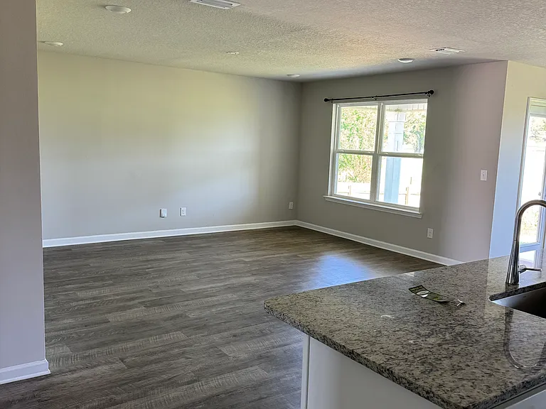 10866 Paget Dr N — Photo 8