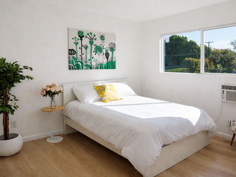 New Linens, New Mattresses, and Through Wall Air Conditioning in Each Bedroom