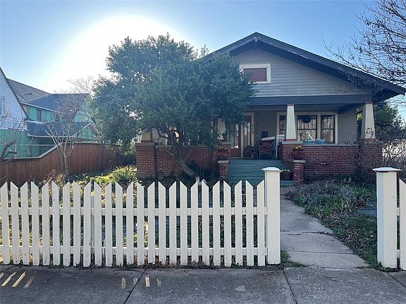 3rd image of 608 N Peters Ave