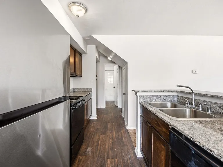 9837 Walnut St #S203 — Photo 10