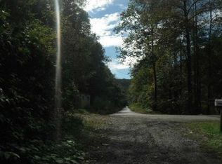 5 Hc 37, Thacker, WV 25672