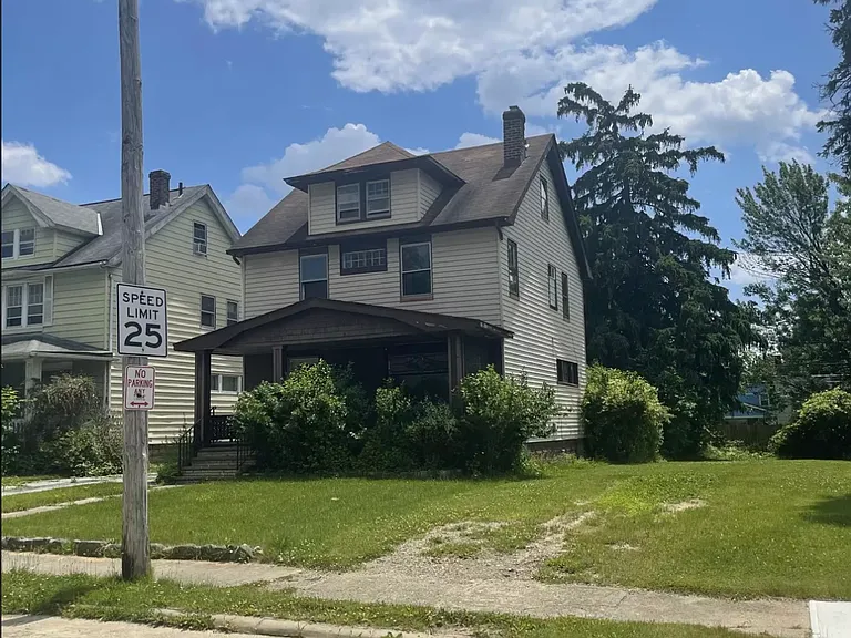 12700 Christine Ave — Photo 11