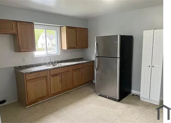 3419 Leerda St — Photo 1