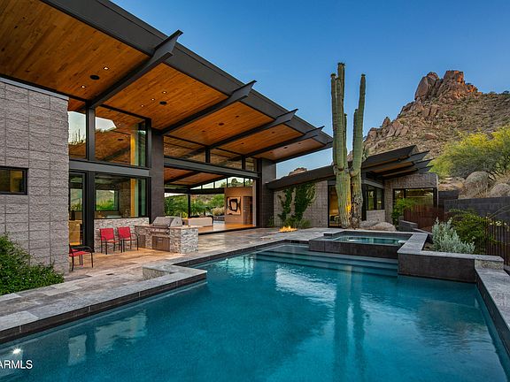 2nd image of 10134 E CAVEDALE Drive