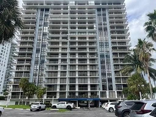 3031 N Ocean Blvd #1205 — Photo 28
