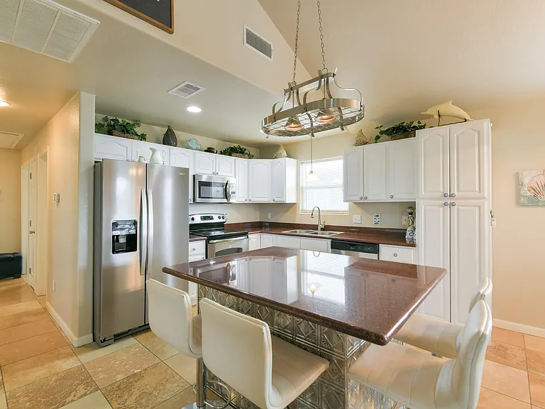 4131 Jackson Dr — Photo 22