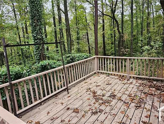 2 bed, 1000 sqft, $1,550 — Photo 4
