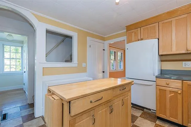 41 Dearborn St — Photo 18