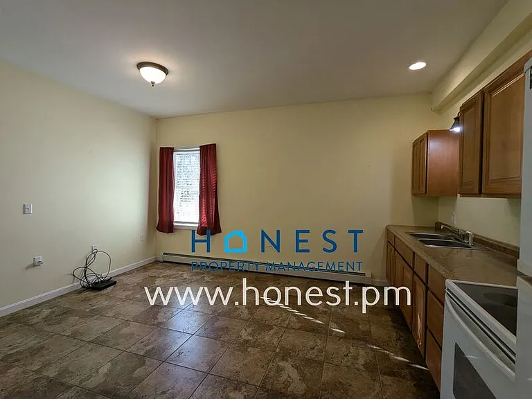 1635 Lewiston Rd #9 — Photo 6