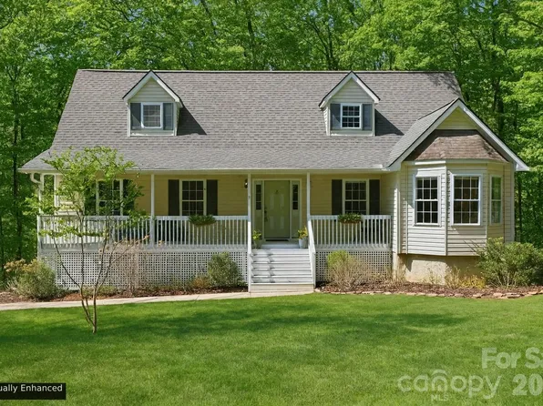 8 Fiver Ln, Asheville, NC 28803