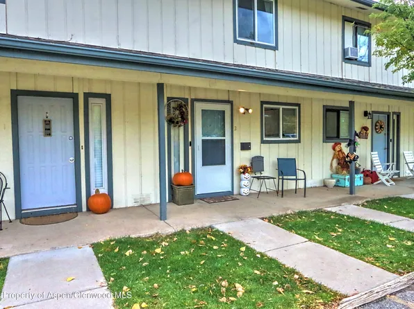 525 Midland Ave APT 2, New Castle, CO 81647