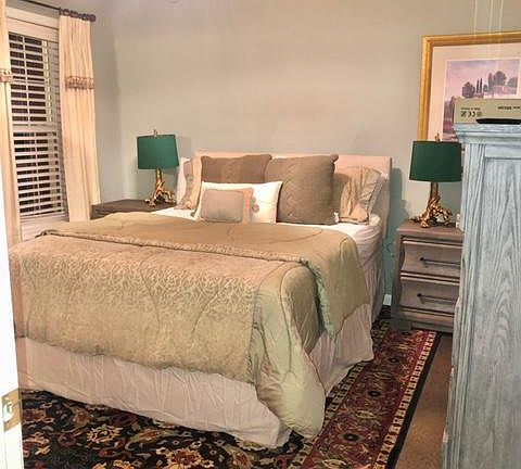 lower level bed room