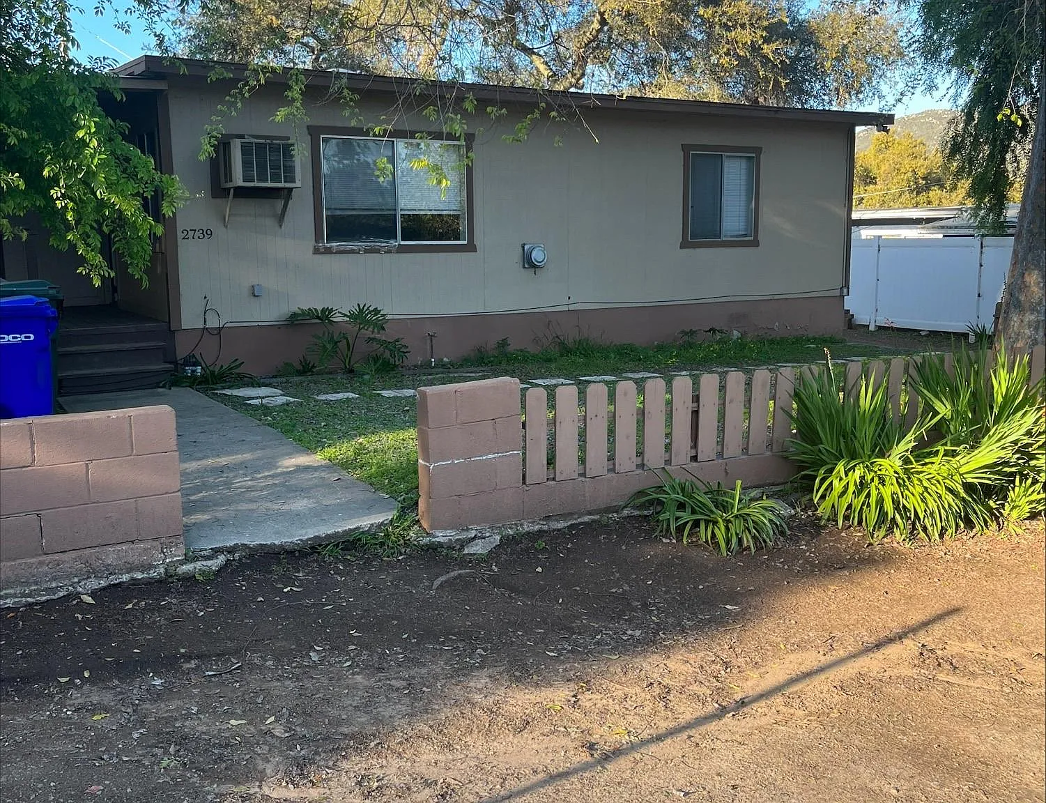 3 bed, 1000 sqft, $2,950 — Photo 2
