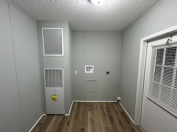 2nd image of 675 Whiteaker Springs Rd