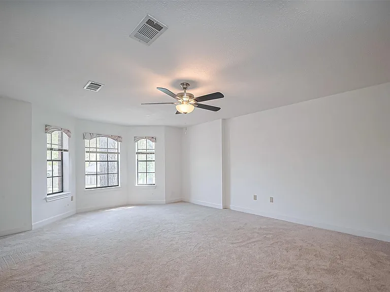 18307 Champion Forest Dr — Photo 17