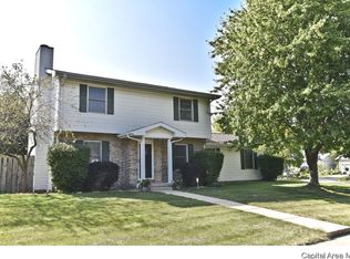 2401 Wembly Rd, Springfield, IL 62703