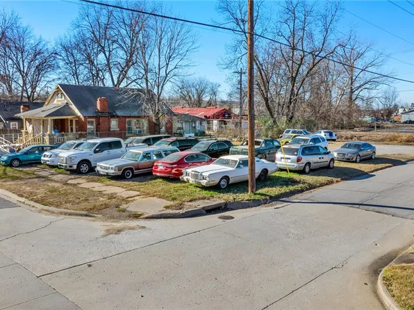 1600 S 11th St #12, Fort Smith, AR 72901