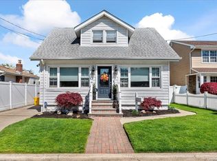 20 N Peach St, Bethpage, NY 11714