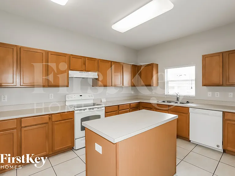 10614 Shady Branch Dr — Photo 9
