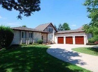 206 Coldren Dr, Prospect Heights, IL 60070