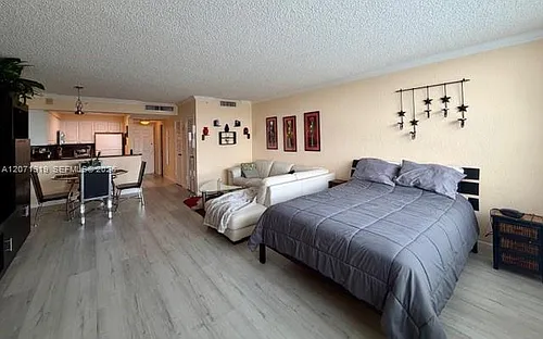 2501 S Ocean Dr Photo 1