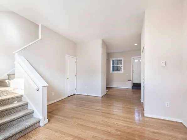 919 Lombard St APT A, Philadelphia, PA 19147