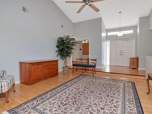 5th image of 11504 Cerca Del Rio Pl