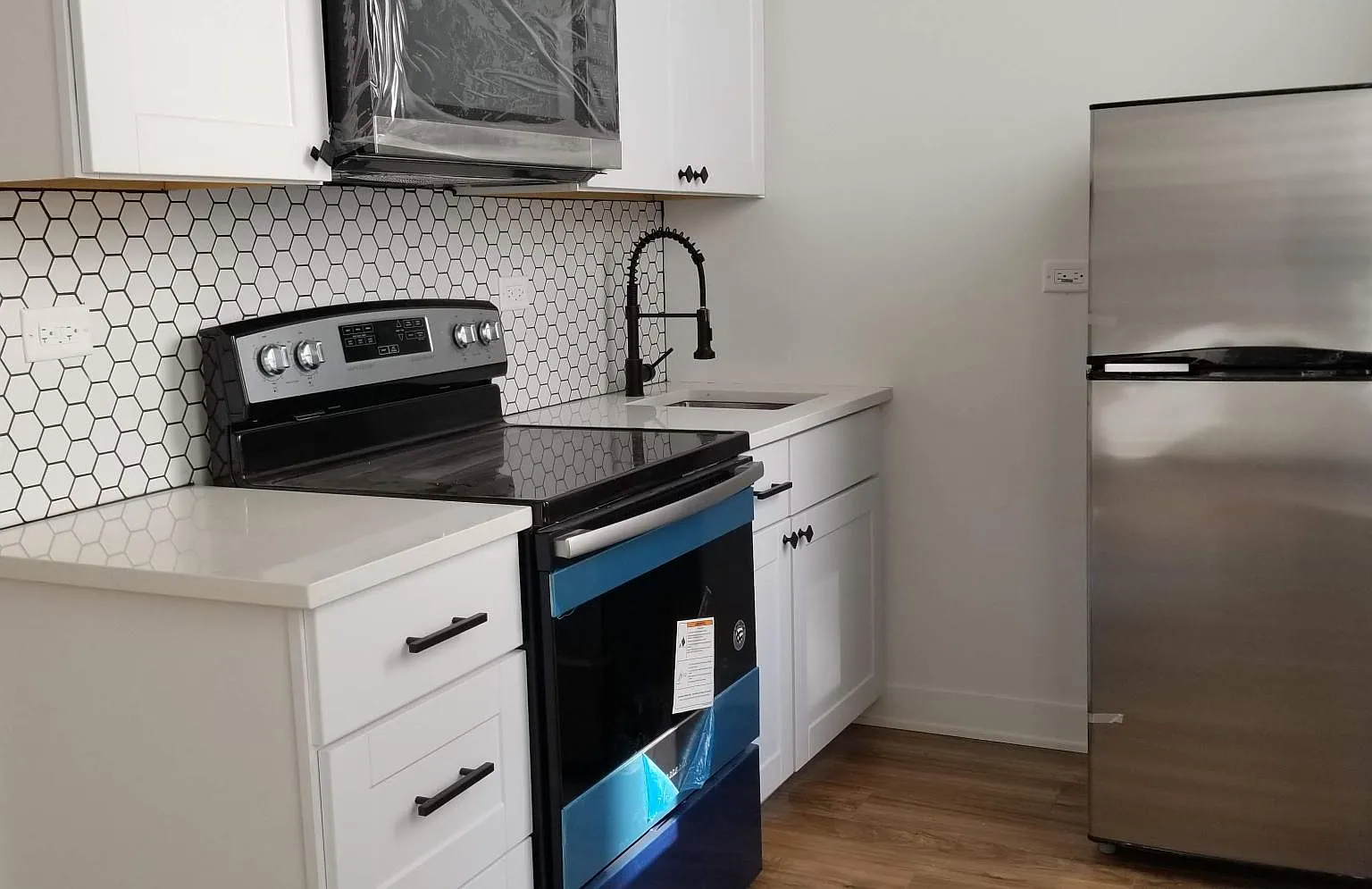 2 bed, 750 sqft, $1,375 — Photo 1