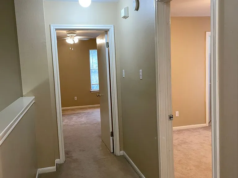2400 Riddle Rd #B — Photo 20