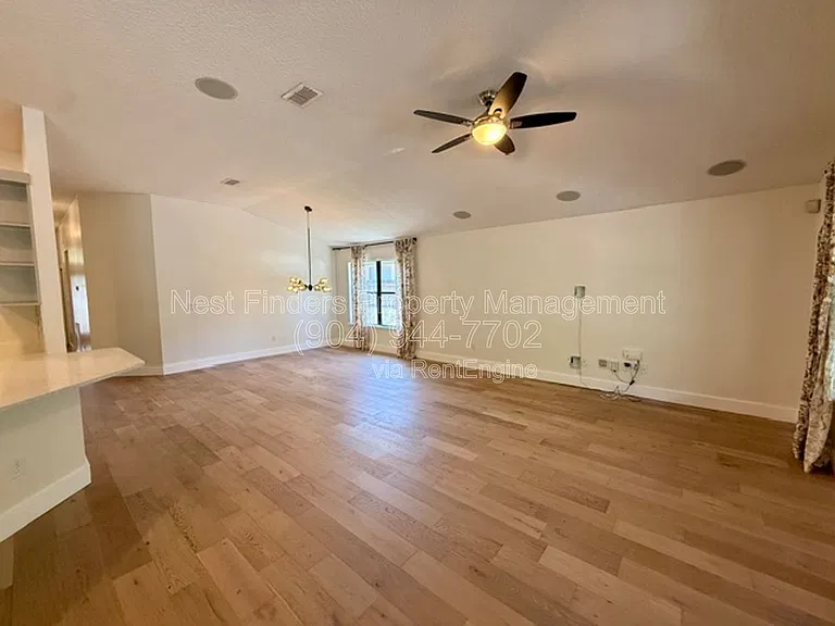 13658 Kayak Ct — Photo 16