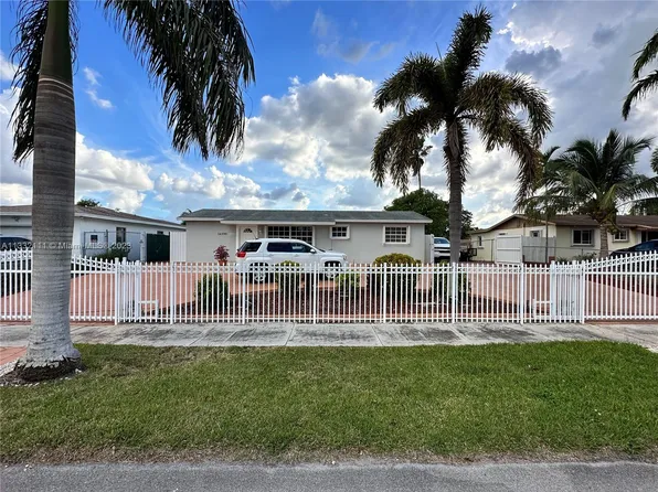 14390 SW 297th St, Homestead, FL 33033