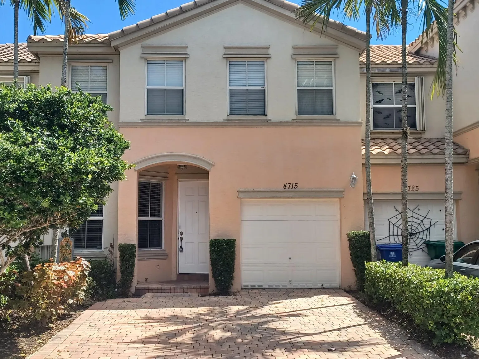 4715 SW 164th Ave — Photo 4