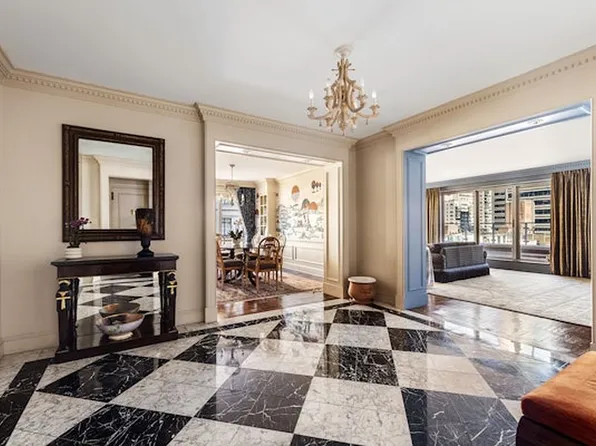 650 Park Ave APT 17B, New York, NY 10065