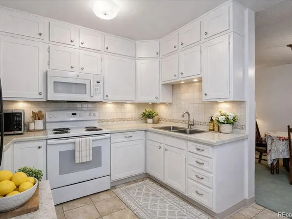 680 S Alton Way #9B, Denver, CO 80247