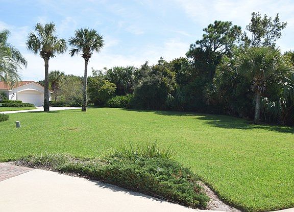 4th image of 26 La Costa Pl