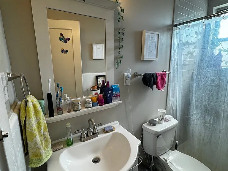 4828 Liberty Ave. — Photo 36
