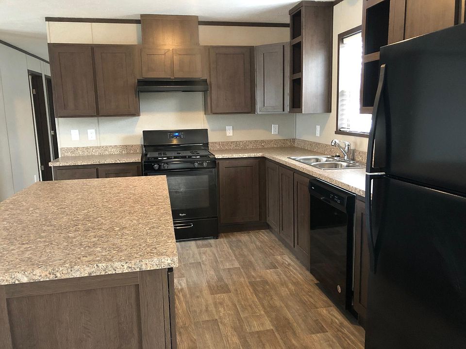 1st image of 258 Edgewood Dr