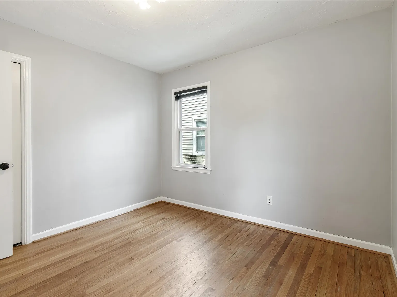 2 bed, 855 sqft, $2,125 — Photo 1