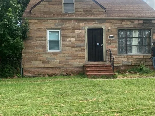 3933 E 189th St, Cleveland, OH 44122