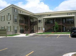 922 W 15th St APT 4, Fayetteville, AR 72701