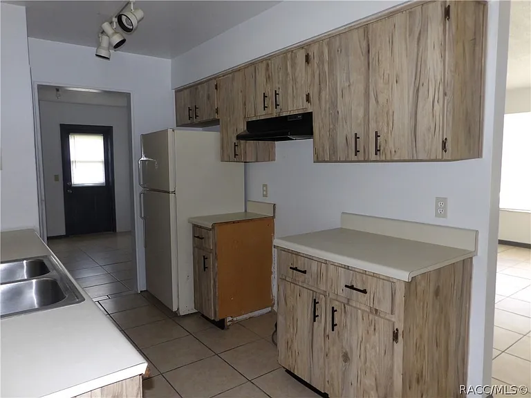 3810 S Kindness Ter — Photo 11