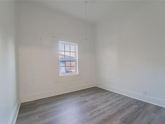 3rd image of 63 Macks St