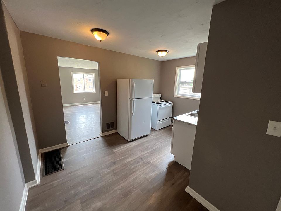 1st image of 411 Ryburn Ave APT 3