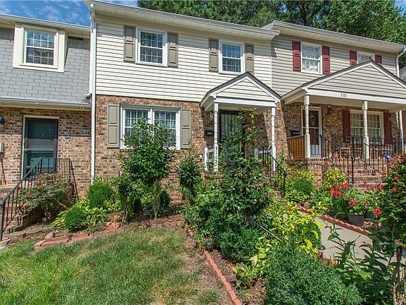 2nd image of 3102 S Battlebridge Dr