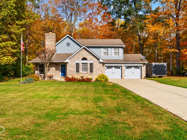 5430 Lakewood Trails Ct, Clayton, IN 46118