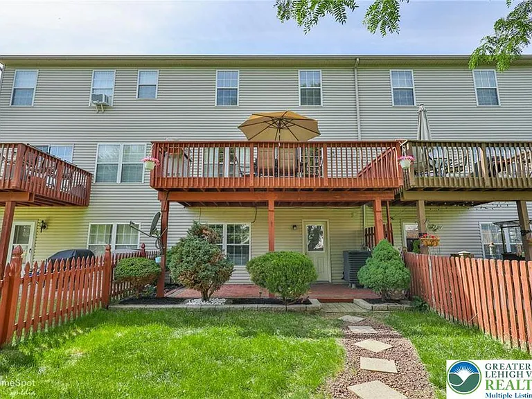 6510 Pioneer Dr — Photo 10