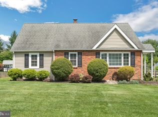 233 Overlook Rd, Ambler, PA 19002