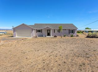 542 Dapple Grey Rd, Hines, OR 97738