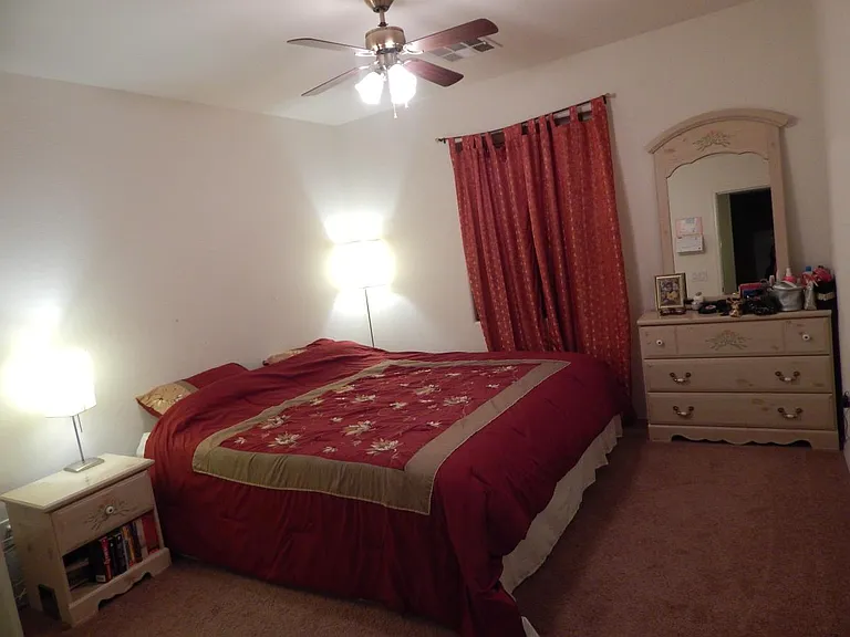 Bedroom 3 (level 2)