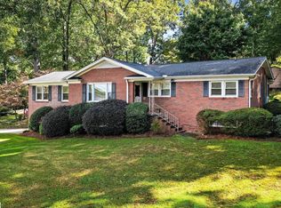 201 Indian Trl, Taylors, SC 29687